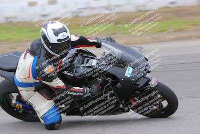 media/Oct-16-2022-Fastrack Riders (Sun) [[609ae93014]]/Level 4/Session 2 Inside turn 9/